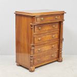 1637 5075 CHEST OF DRAWERS